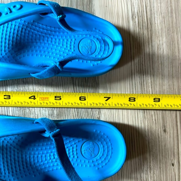 CROCS Blue Child Size 11 Flip Flop Sandals Boy Girl Ankle Strap              O - Picture 11 of 14